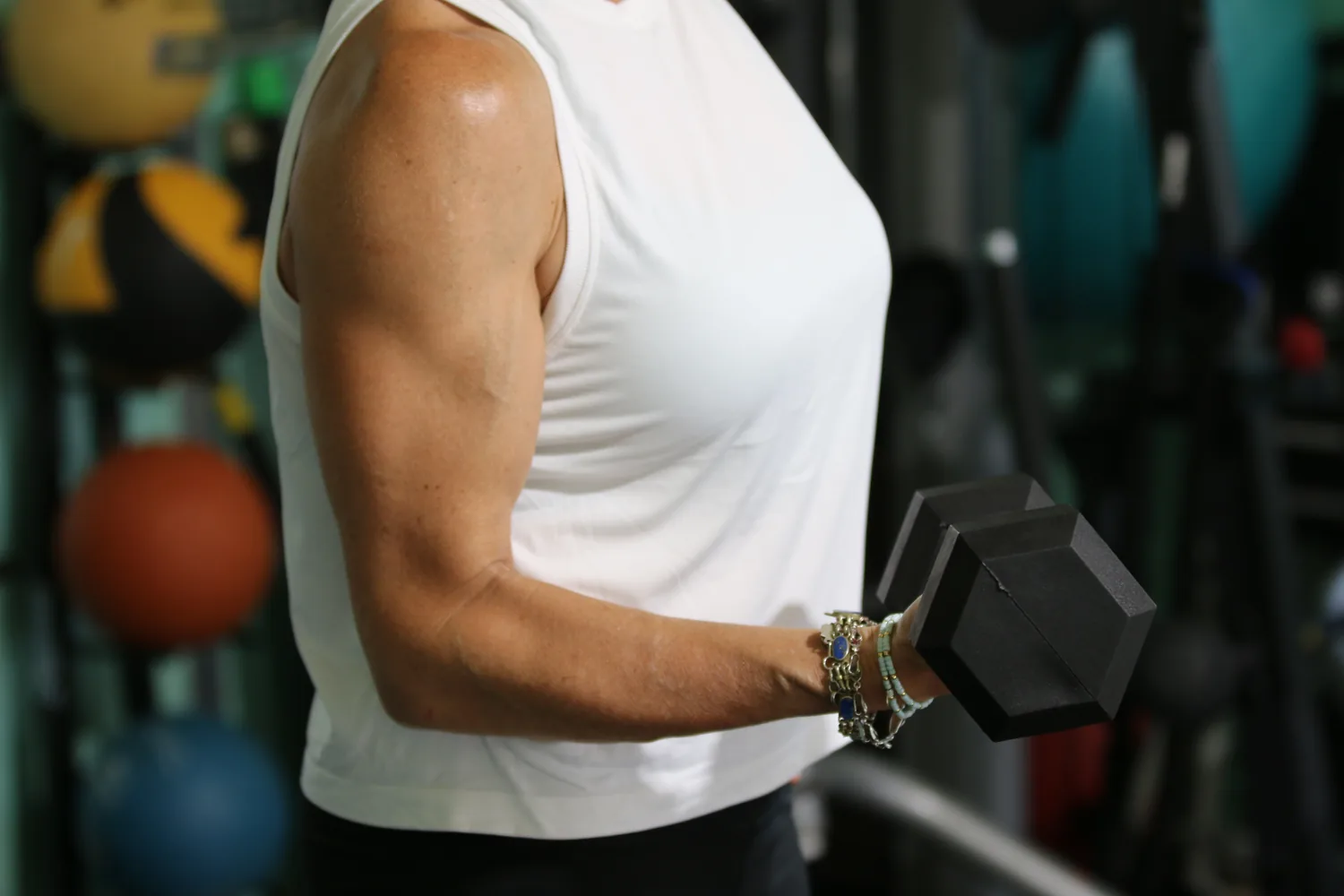 Dumbbell bicep curl